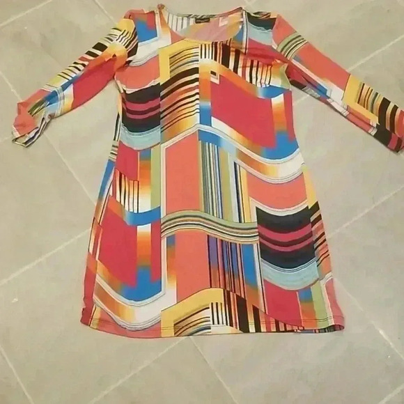 Caribe dress  - Picture 1 of 6